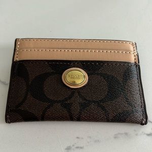 NWT Coach Peyton Signature Card Case